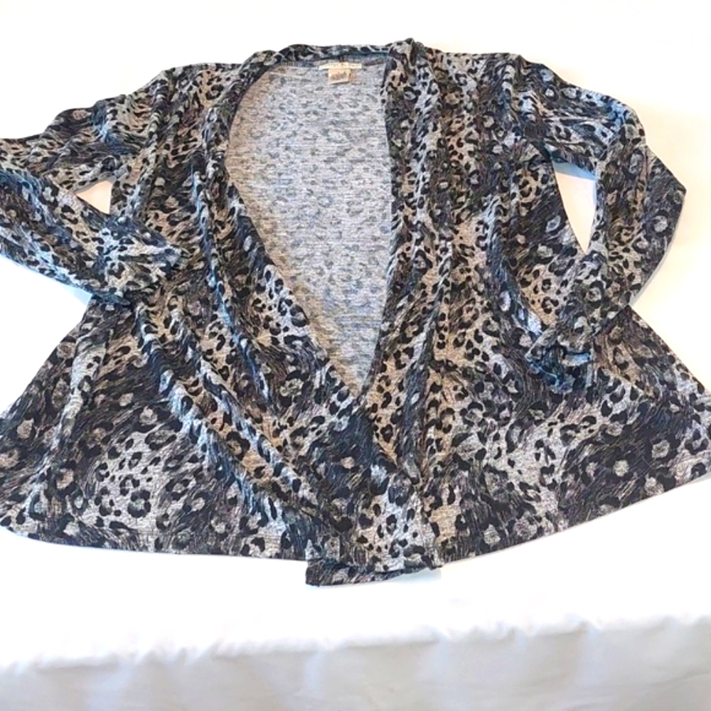 Vintage Susie Leppard Print Size Large long Sleeve .Open Sweater.Great Condition
